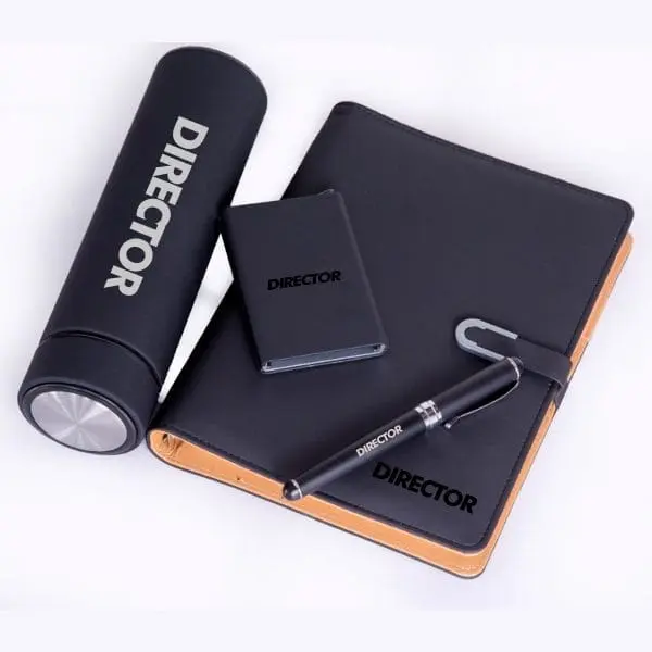 Black executive set with flask, power bank, notebook and pen branded Director, Hensa