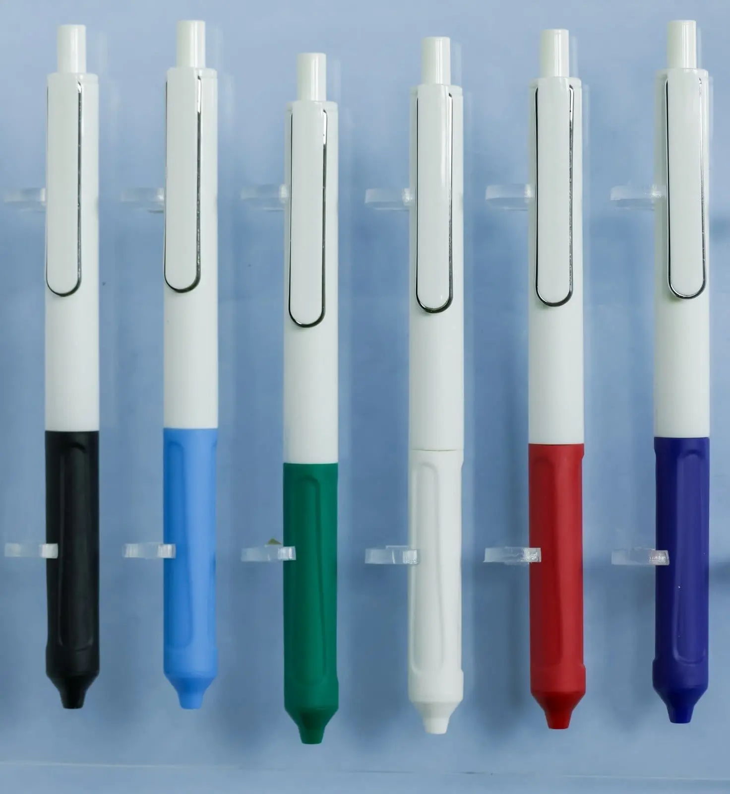 Plastic pen model GP-PP024 on a light background, Hensa