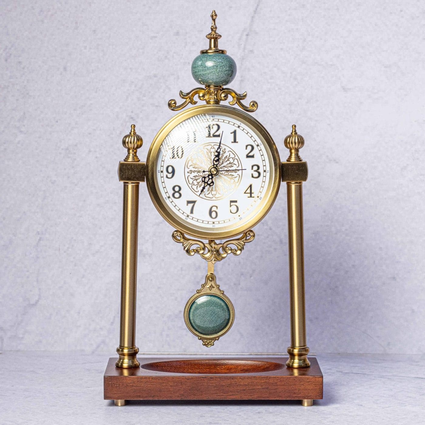 ROYAL HERITAGE TABLE CLOCK 001