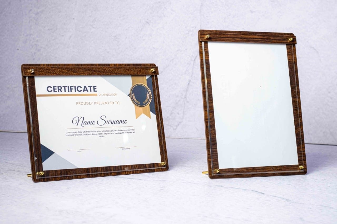 Certificate frame 23900-8