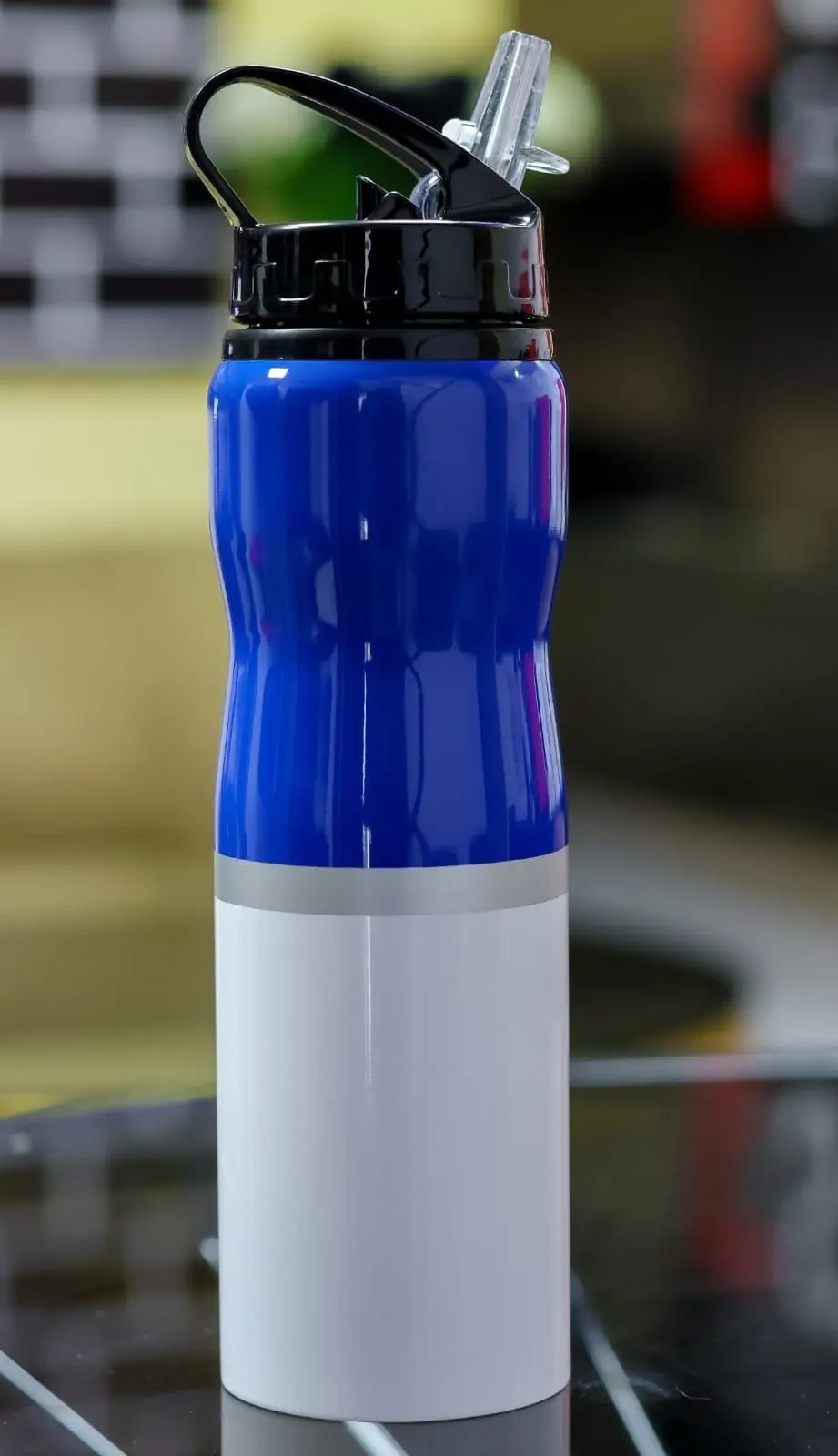 Blue and white two-tone metal water bottle with a black straw lid, Hensa