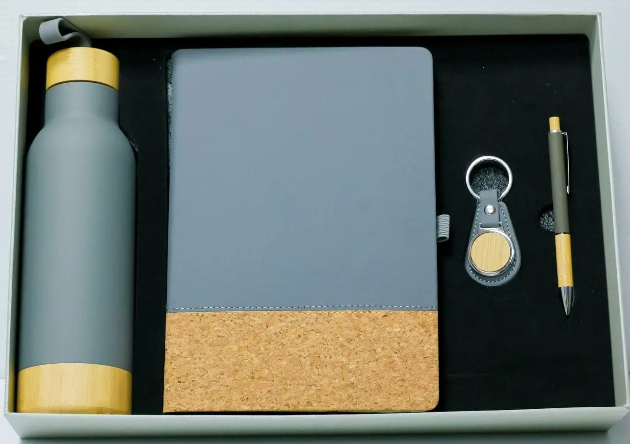 Grey notebook with cork panel, bottle with bamboo lid, pen and keyholder, Hensa