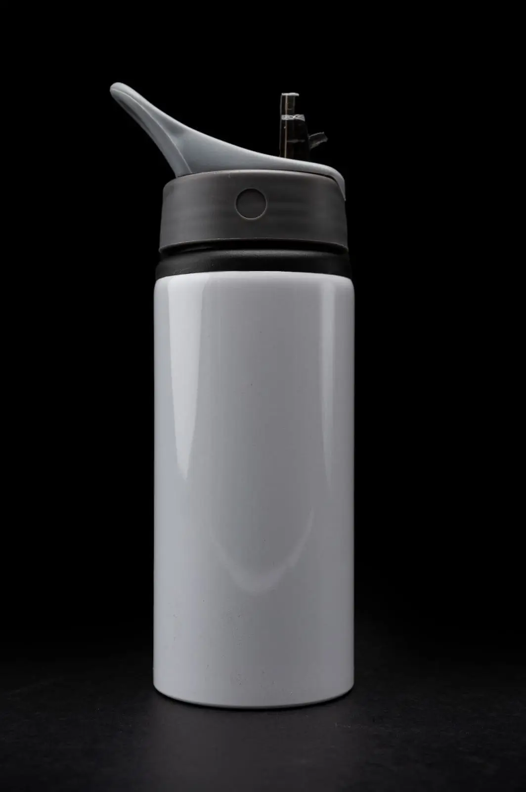White 750ml water bottle with a grey flip-up spout lid and carry handle, Hensa