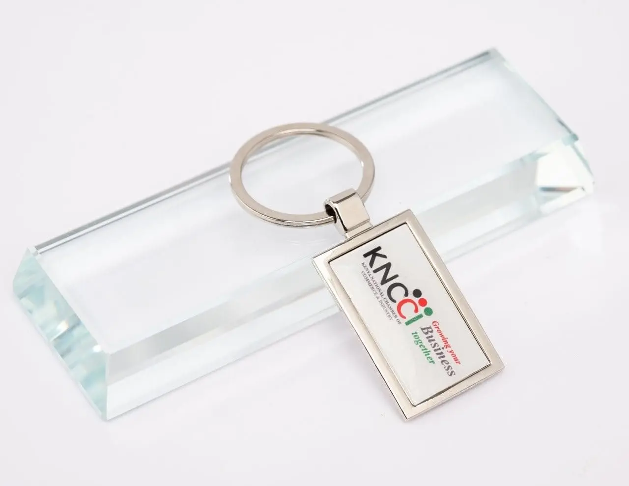 Rectangular metal keyholder with a printed logo, Hensa