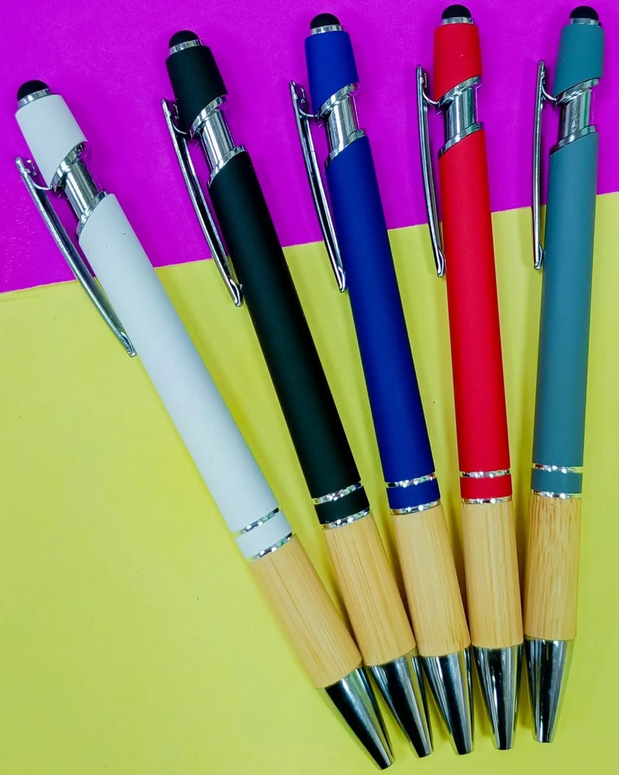 Five click pens in white, black, blue, red and grey with wooden grips, chrome tips and stylus ends, Hensa
